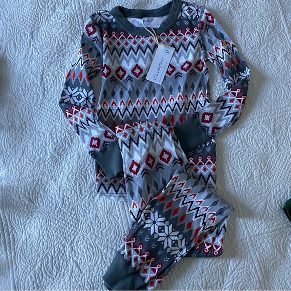 NWT The Company Store Holiday Pajamas Size 6-7 - Picture 1 of 5